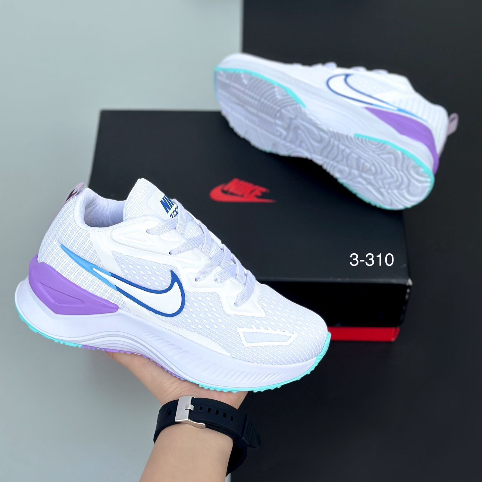 NIKE ZOOM DAMA